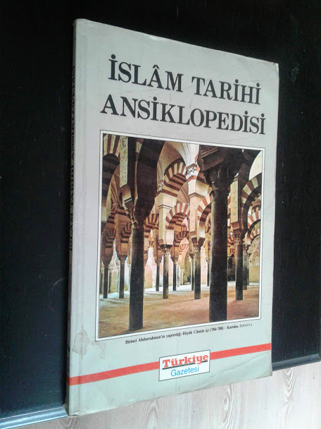 İslâm Tarihi Ansiklopedisi Cild-1